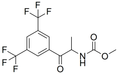 methyl N-{1-[3,5-bis(trifluoromethyl)phenyl]-1-oxopropan-2-yl}carbamate