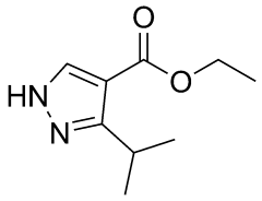 ethyl 3-(propan-2-yl)-1H-pyrazole-4-carboxylate