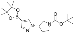 tert-butyl (3S)-3-[4-(tetramethyl-1,3,2-dioxaborolan-2-yl)-1H-pyrazol-1-yl]pyrrolidine-1-carboxylate